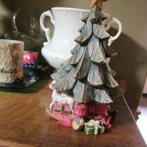 Vtg 2002 Carved primitive looking Christmas tree train toys under star top 12 in